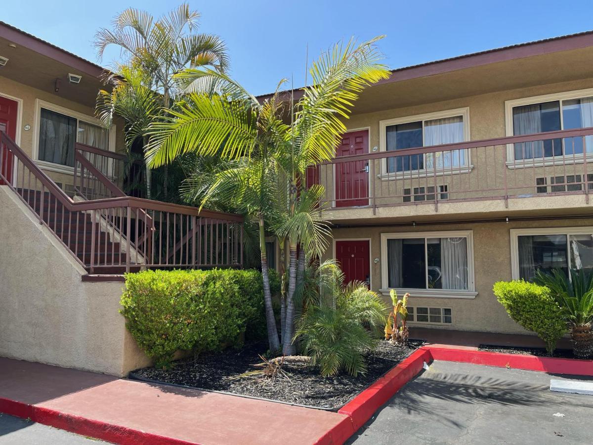 Rivera Inn&Suites Motel Pico Rivera Exterior foto